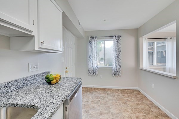 295 Temple Street # 102