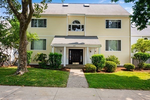 295 Temple Street # 102