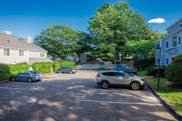 295 Temple Street # 102