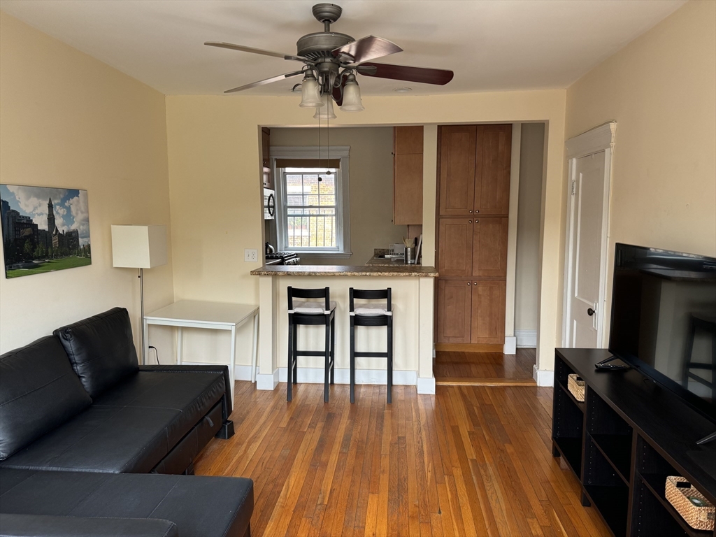 31 Queensberry St # 23