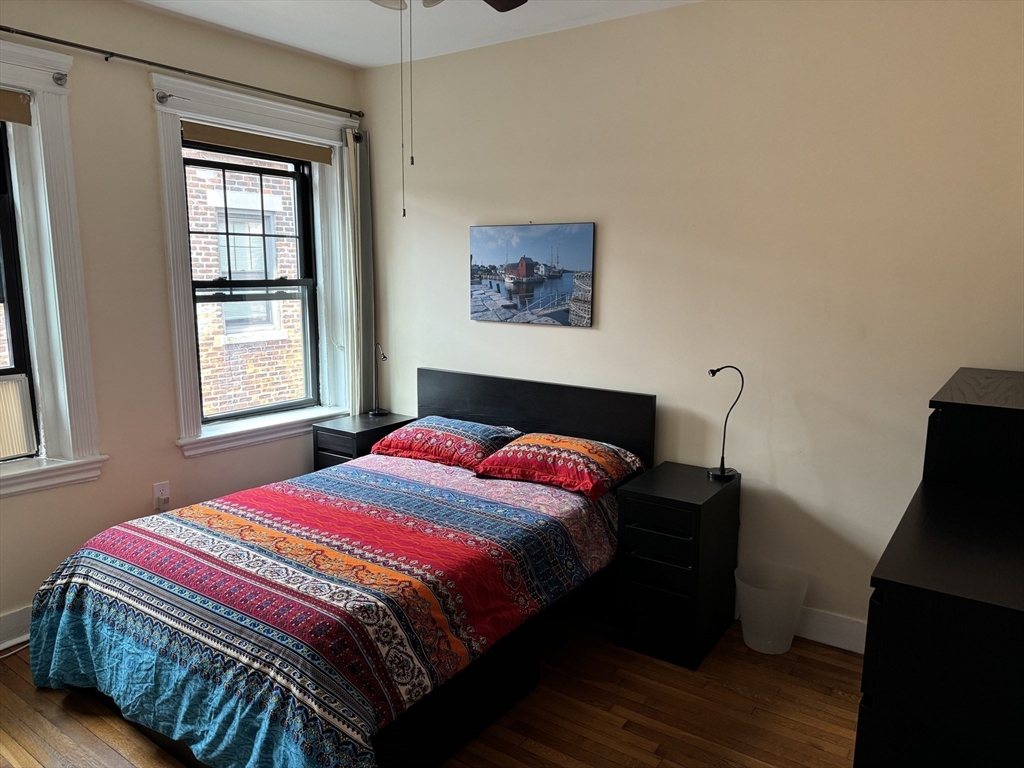 31 Queensberry St # 23