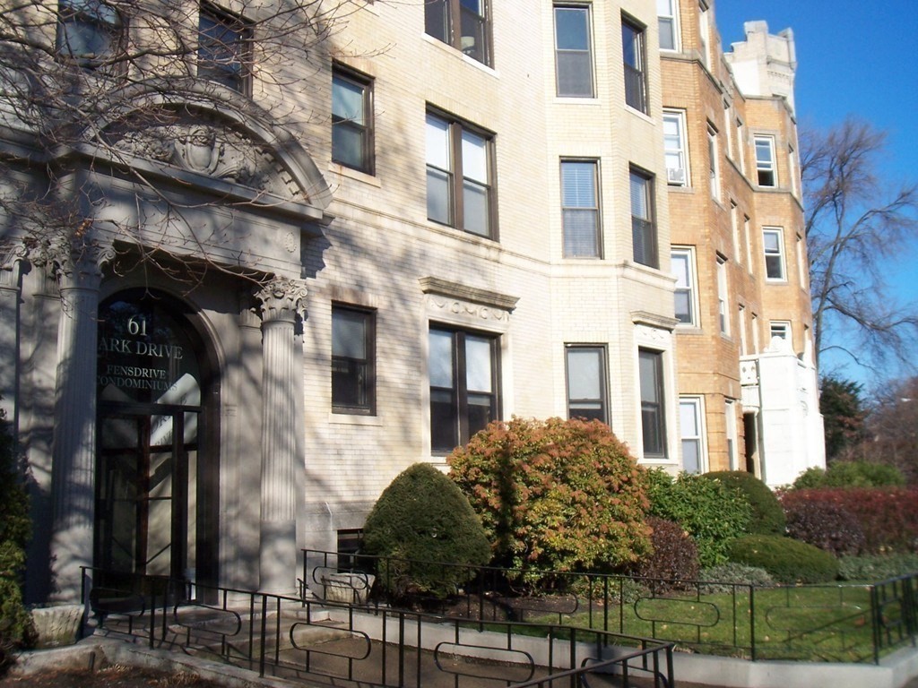 61 Park Drive # 6