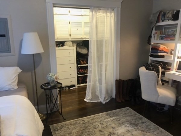 66 Queensberry Street # 416