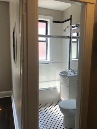 66 Queensberry Street # 416