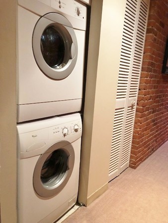 103 Gainsborough Street # 405