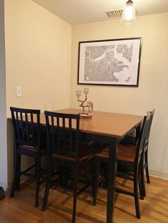 103 Gainsborough Street # 405