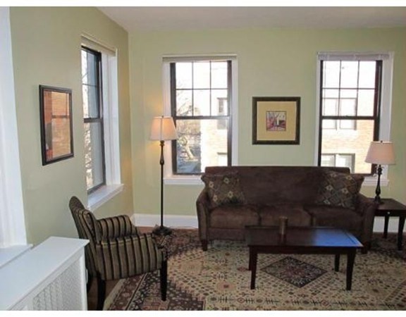 66 Queensberry Street # 419