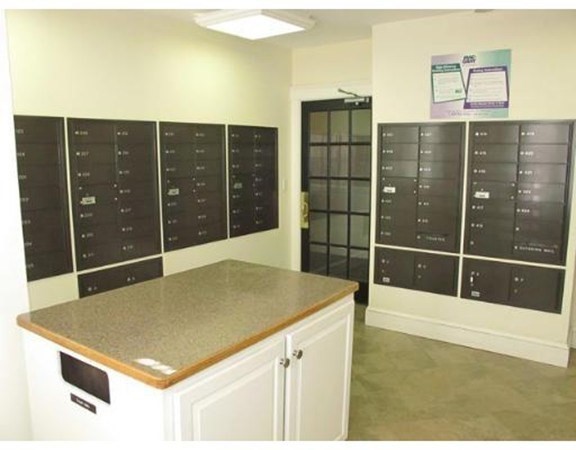 66 Queensberry Street # 419