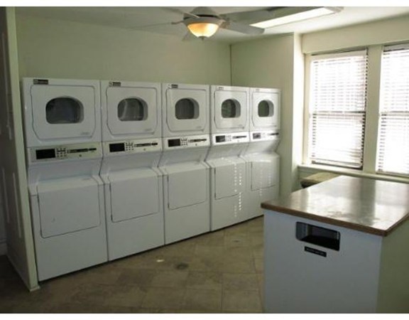 66 Queensberry Street # 419