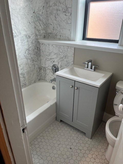 60 Queensberry Street # 19a