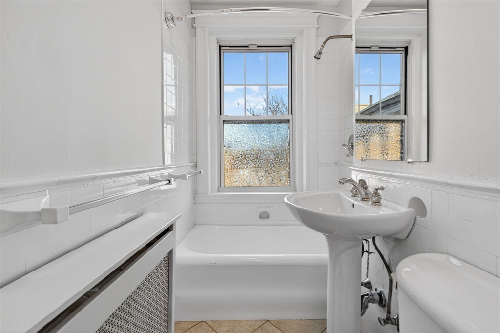118 The Riverway # 29