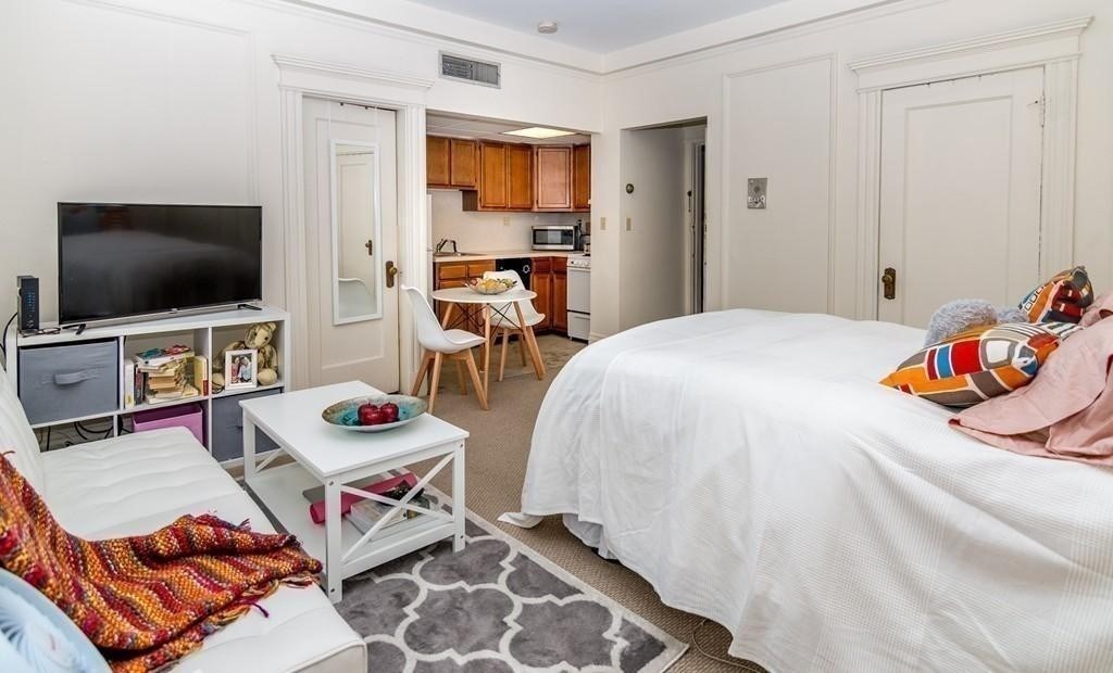 464 Commonwealth Ave # 86