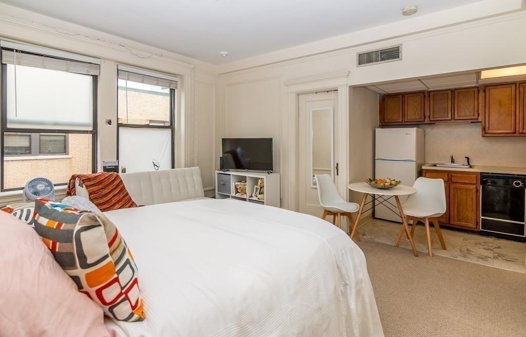 464 Commonwealth Ave # 86