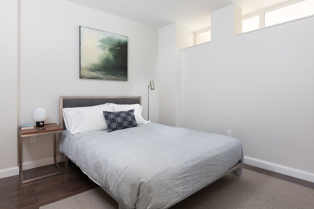 43 Westland Ave # 112