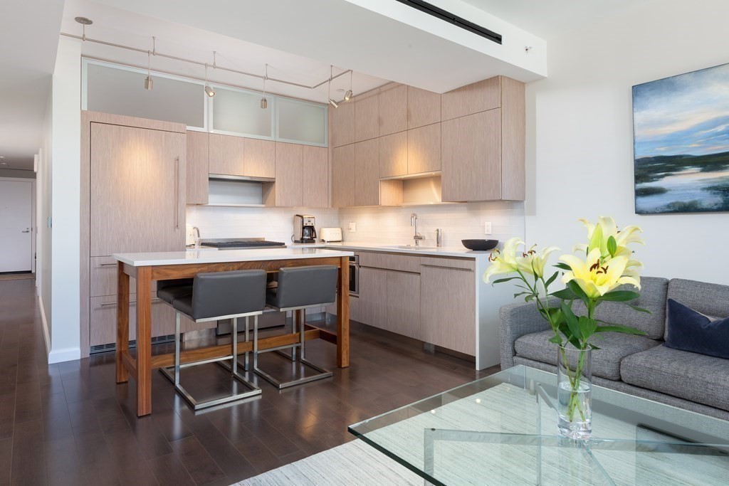 43 Westland Ave # 112