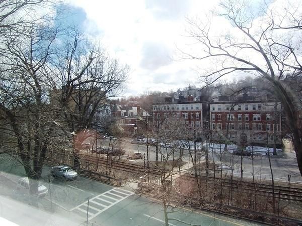 1600 Beacon # 502