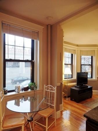 60 Queensberry Street # 1