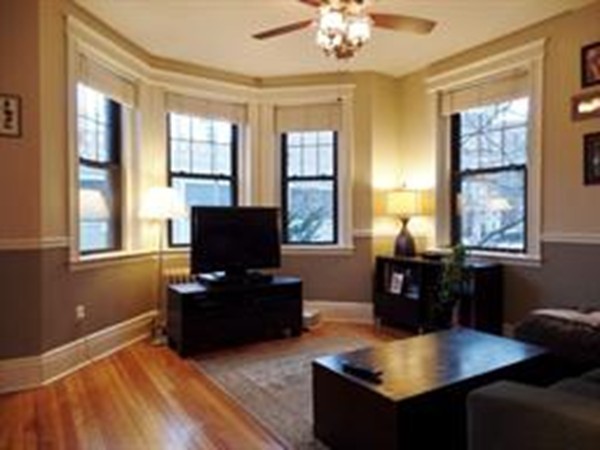 60 Queensberry Street # 1