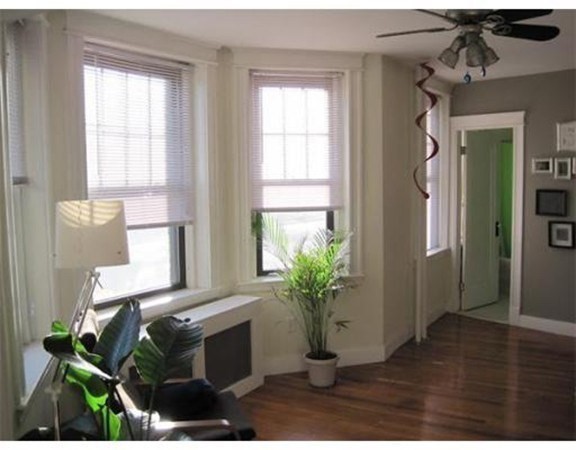 114 The Riverway # 3