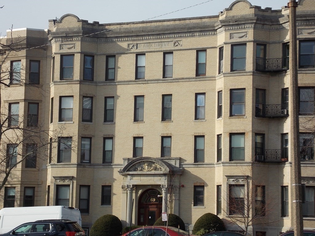 69 Park Drive # 14