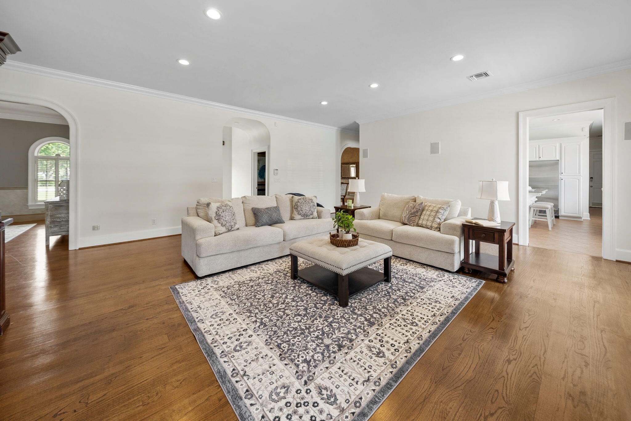 2806 Canal Drive