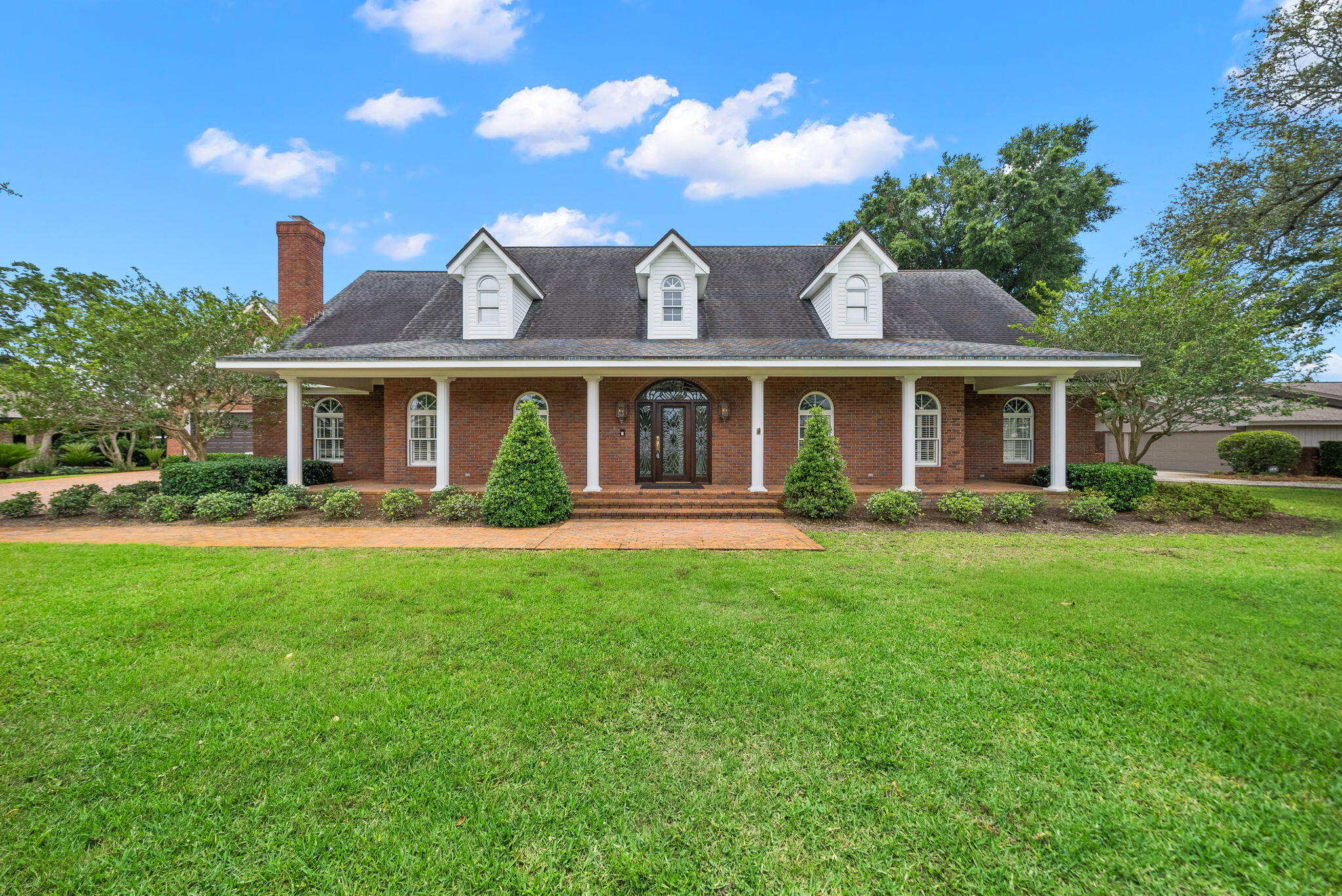 2806 Canal Drive