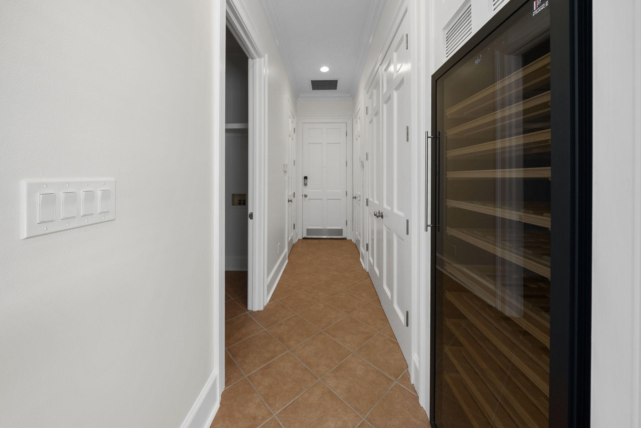2806 Canal Drive
