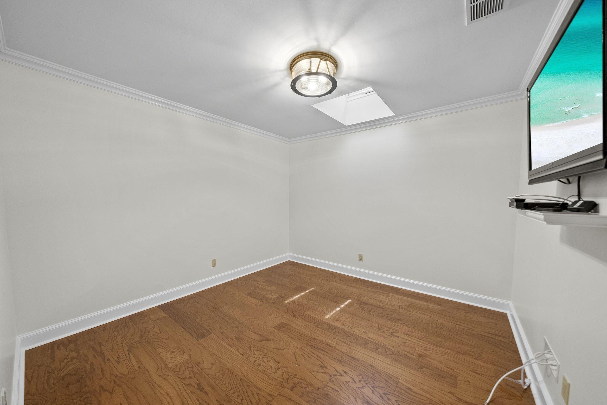 2806 Canal Drive
