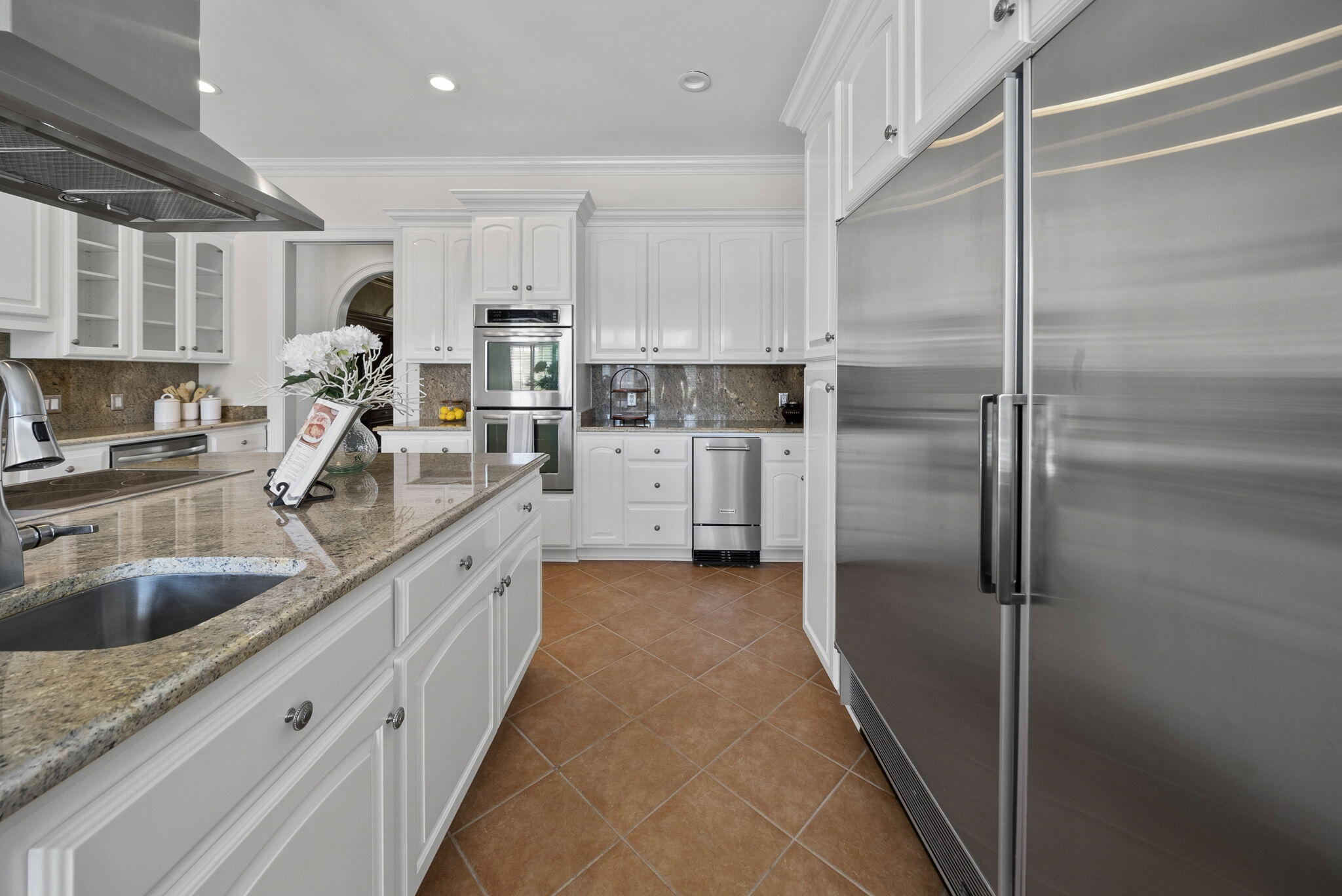 2806 Canal Drive