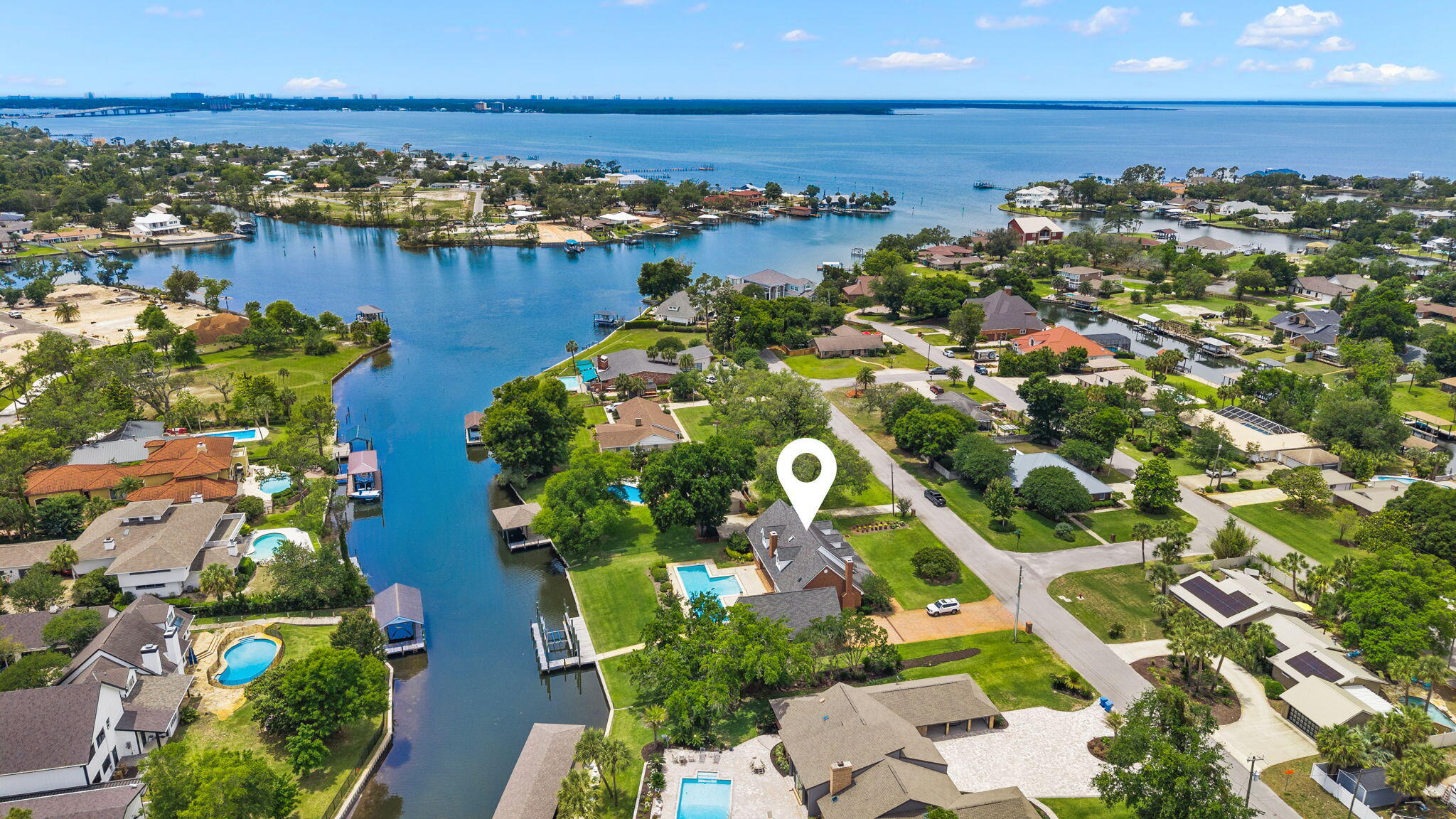 2806 Canal Drive