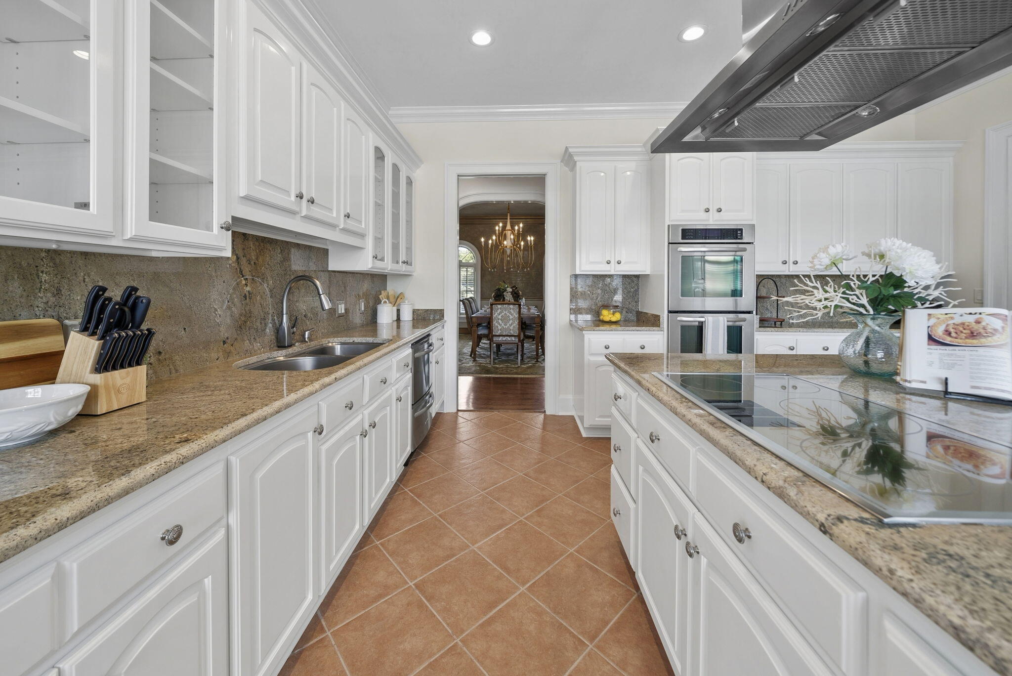 2806 Canal Drive