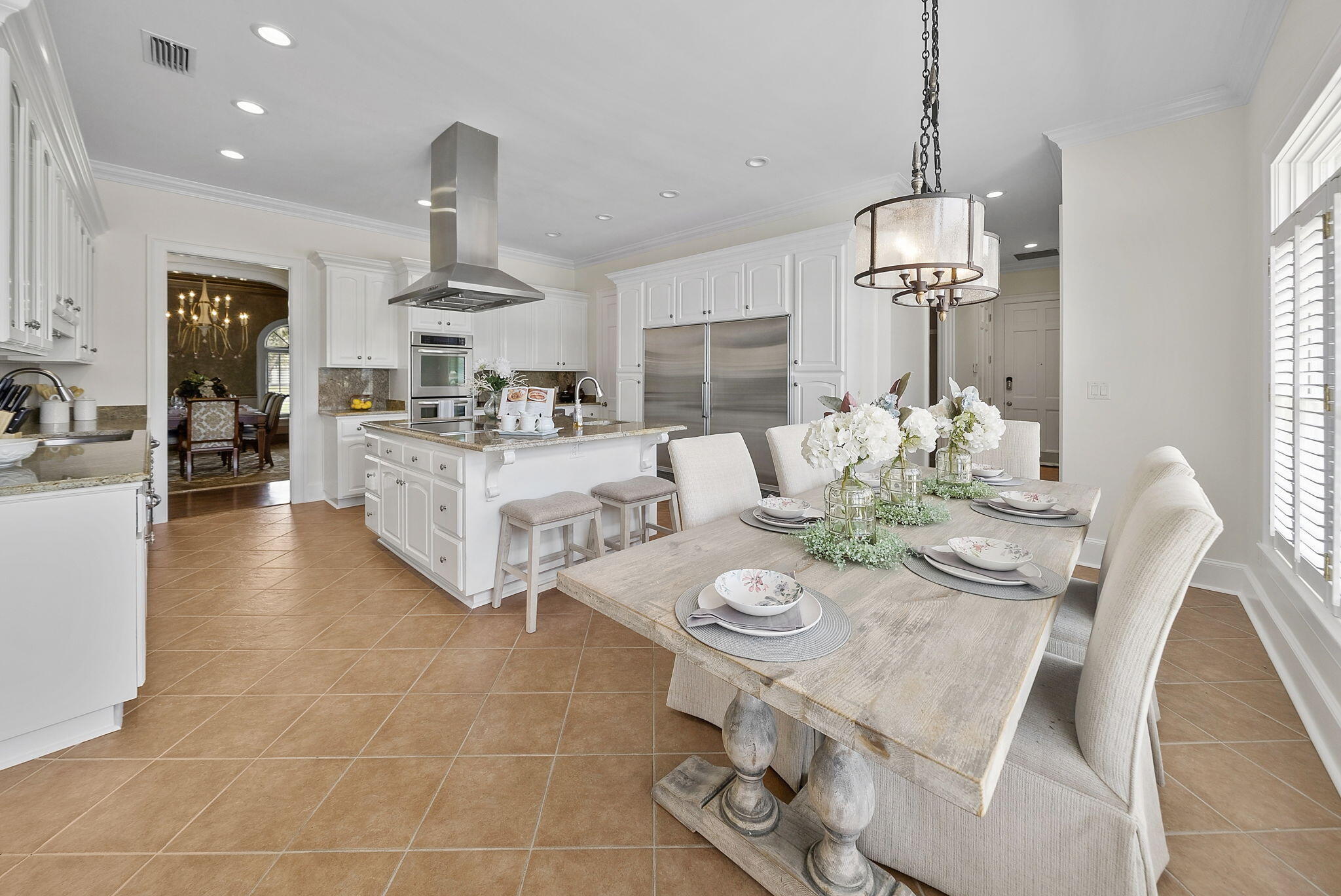 2806 Canal Drive