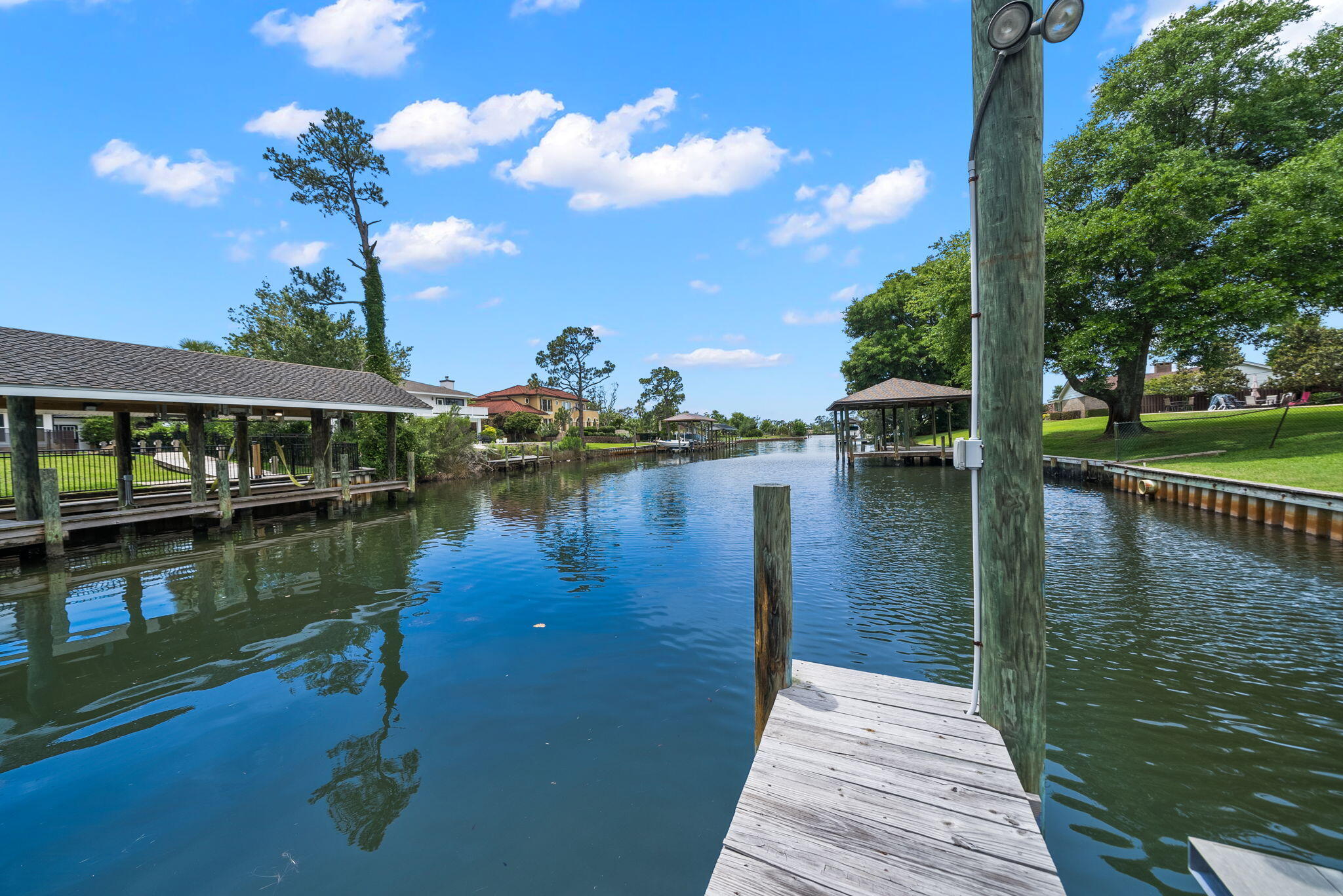 2806 Canal Drive