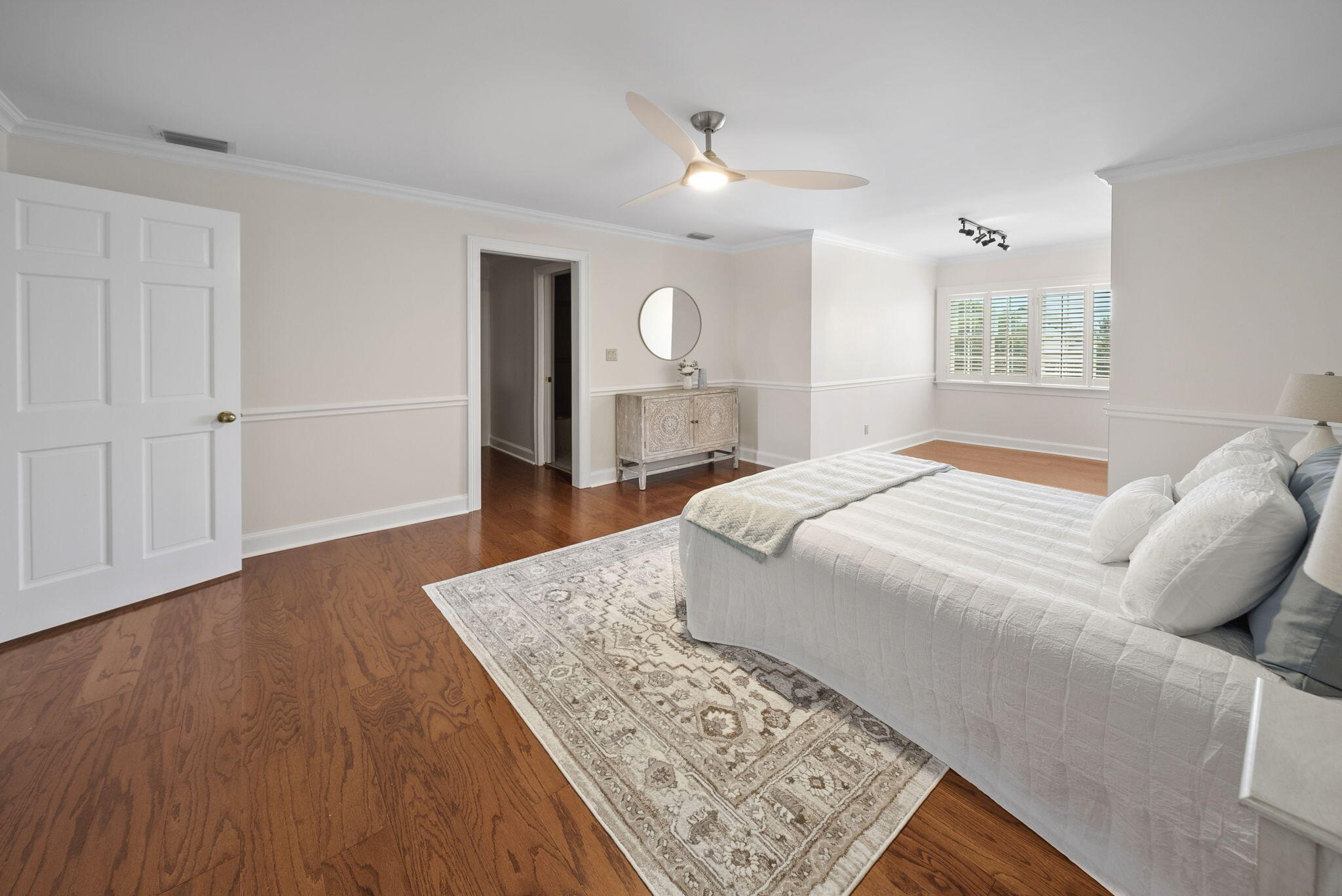 2806 Canal Drive