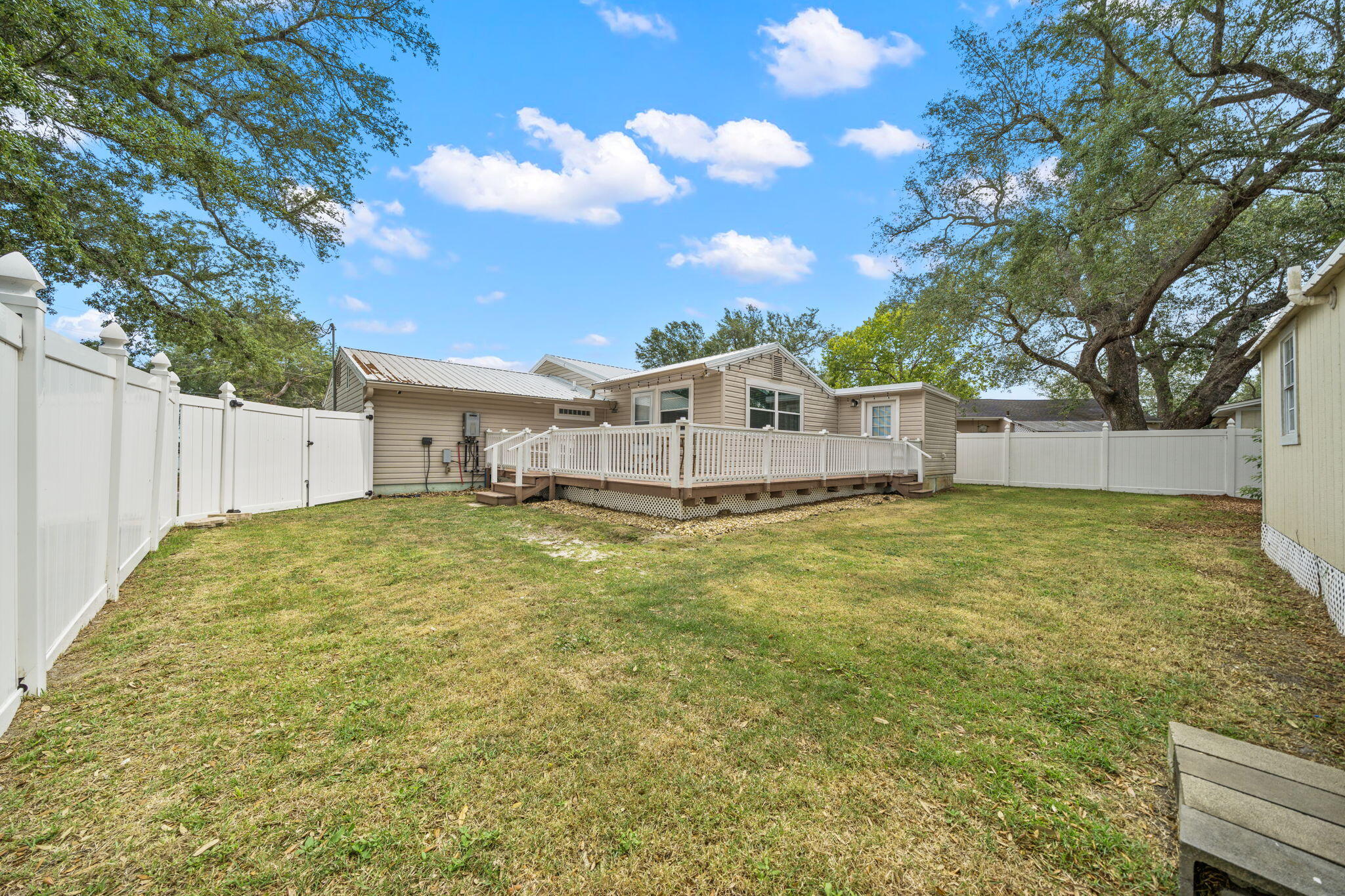 1604 Tyndall Drive