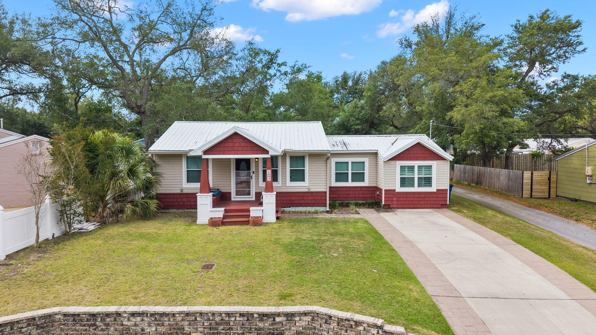 1604 Tyndall Drive