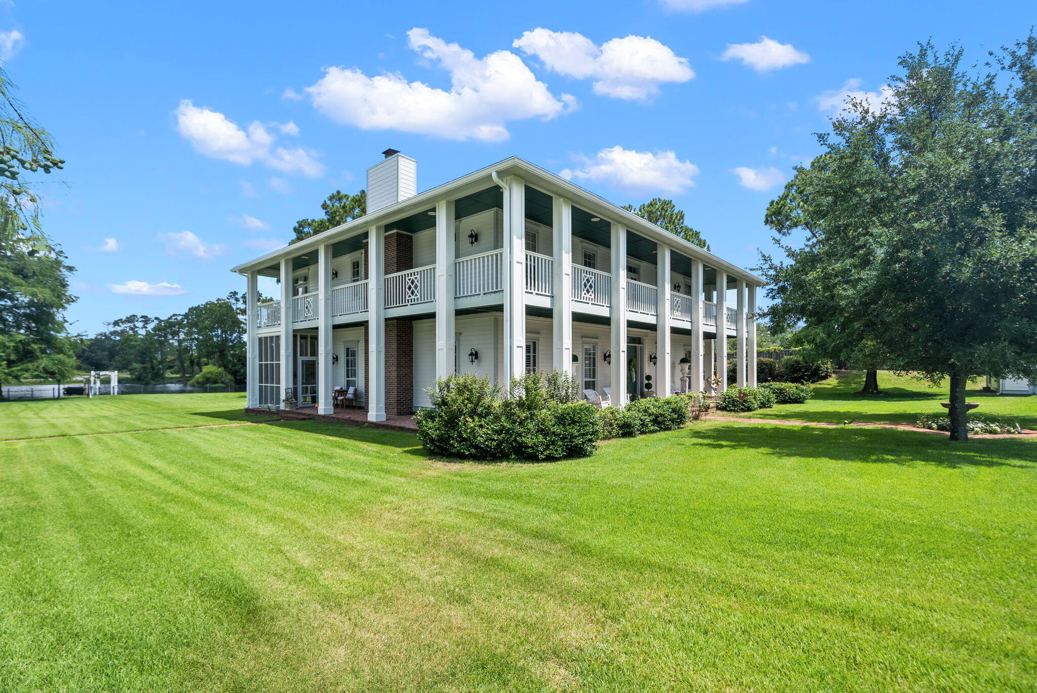 131 Legend Lakes Drive