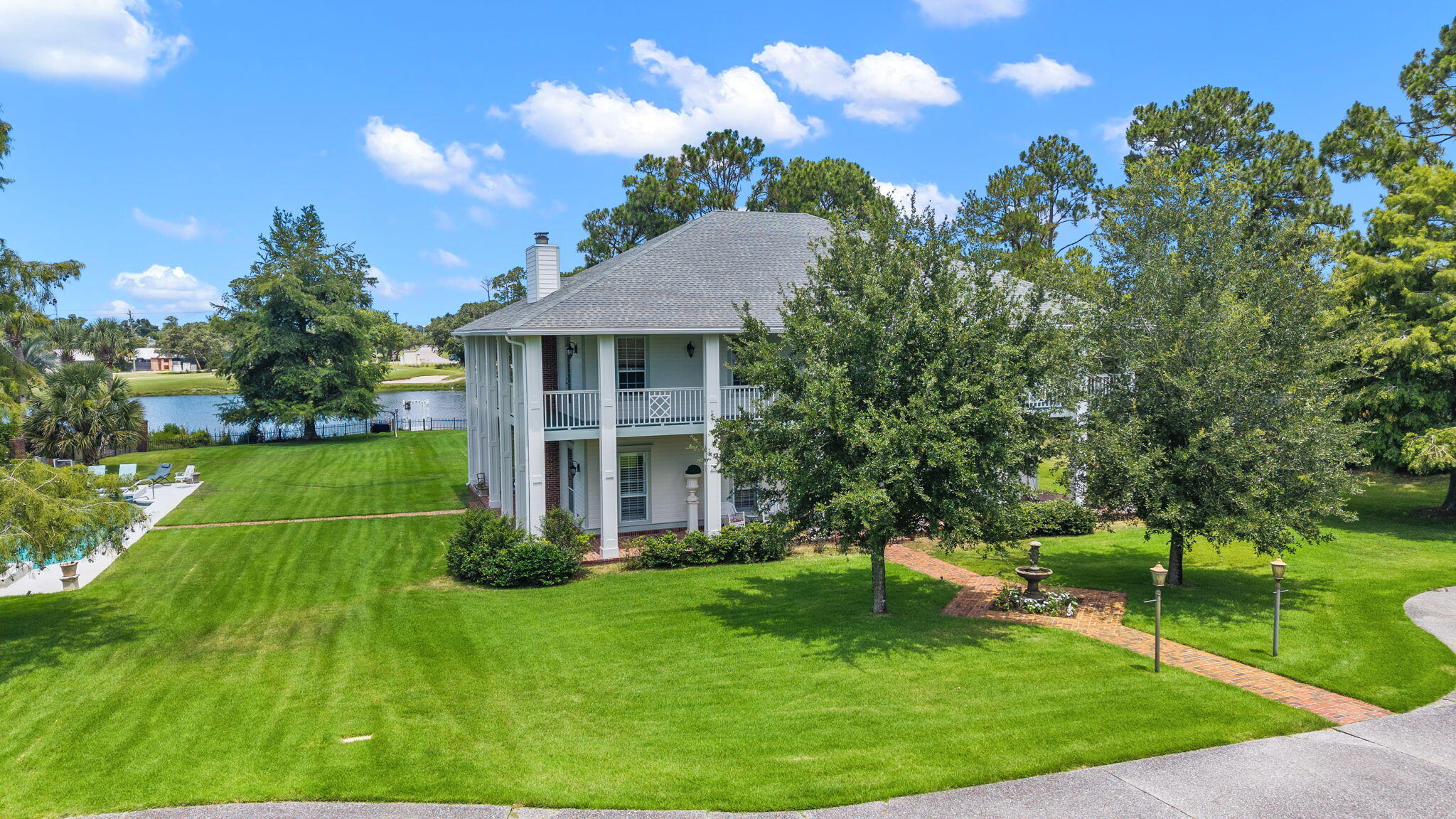 131 Legend Lakes Drive