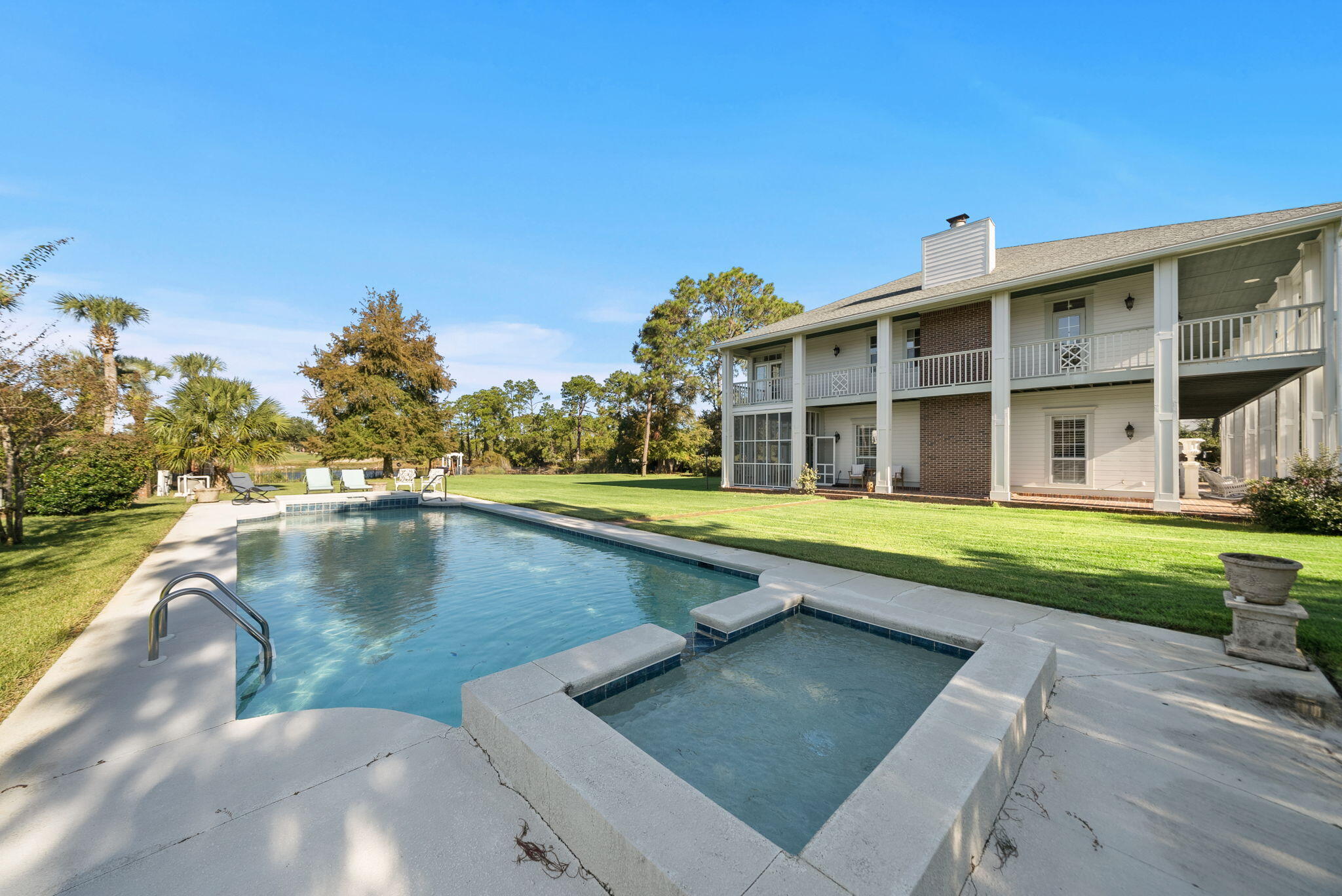 131 Legend Lakes Drive