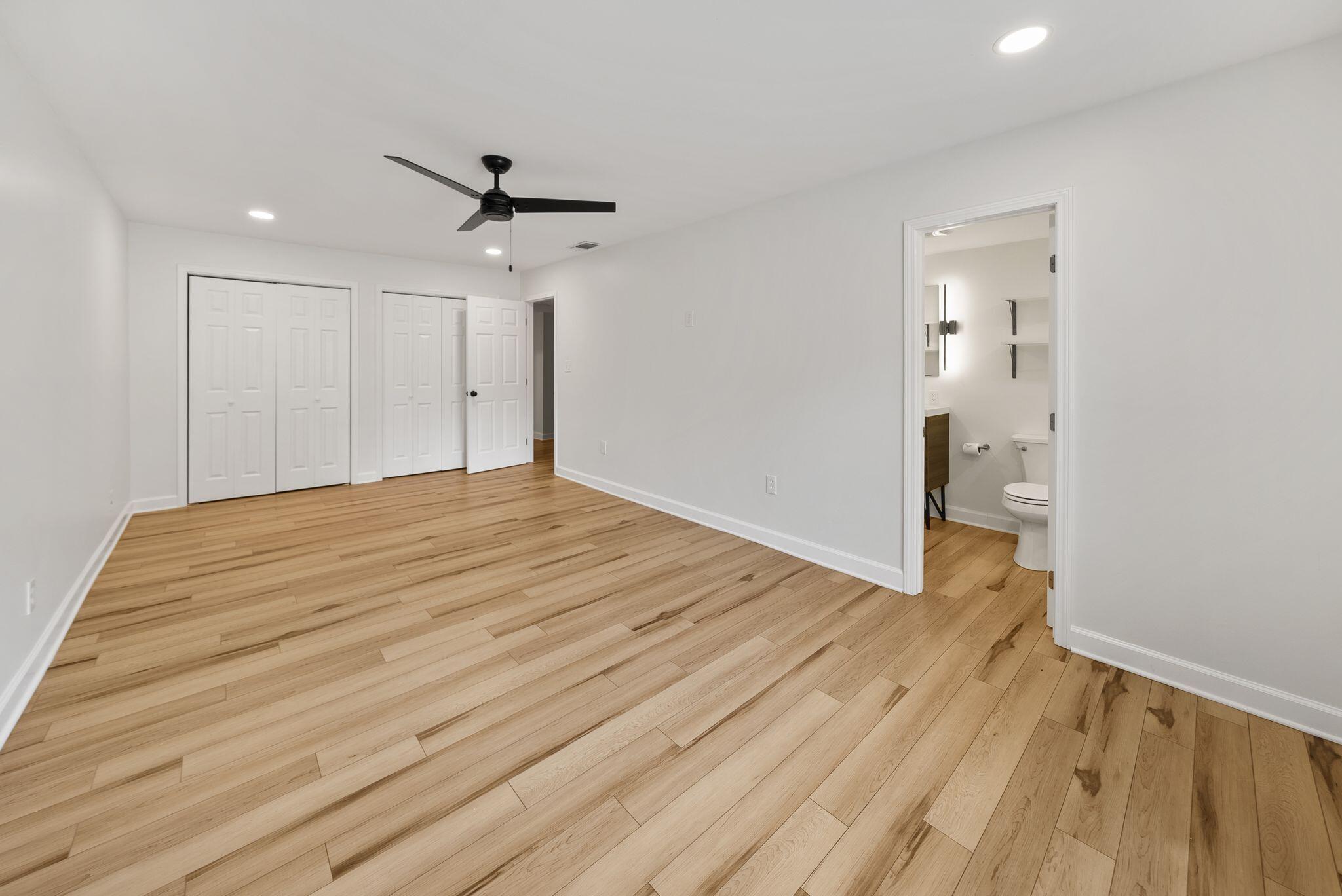 904 E 2nd Court
