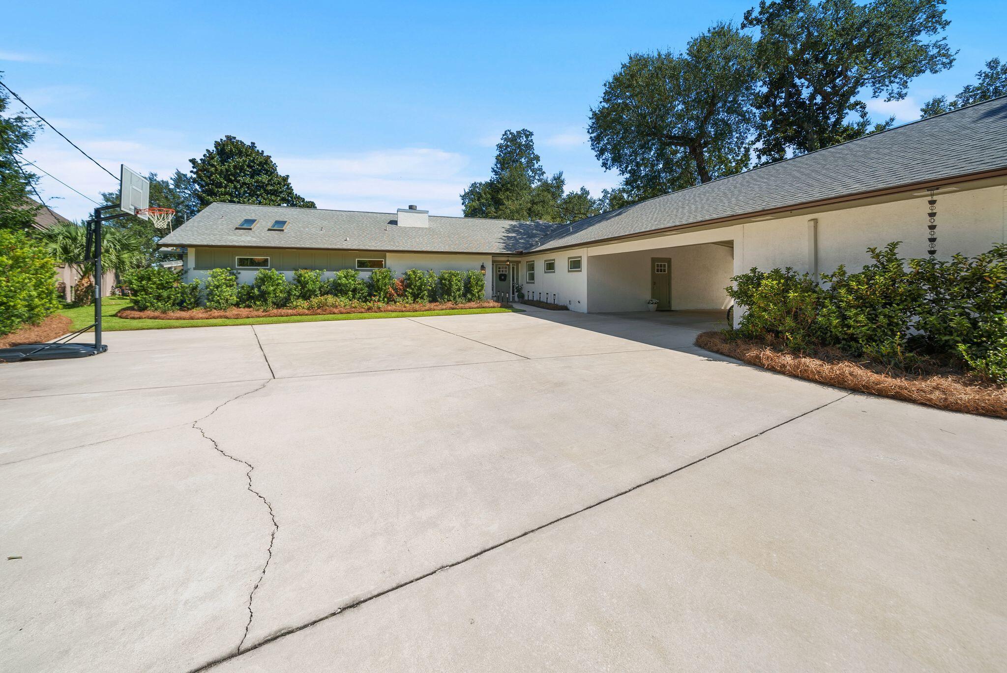 720 Bunkers Cove Road