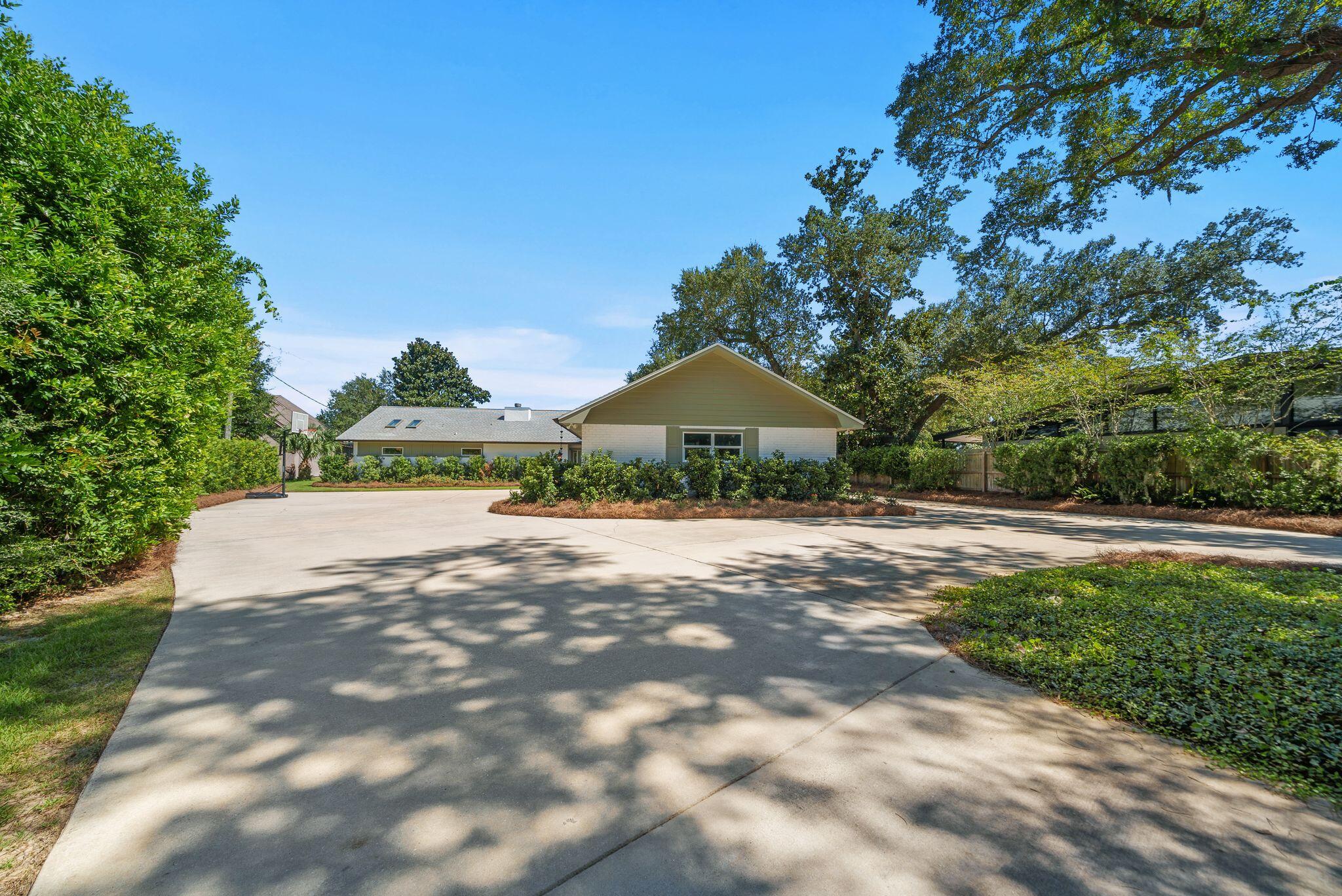 720 Bunkers Cove Road