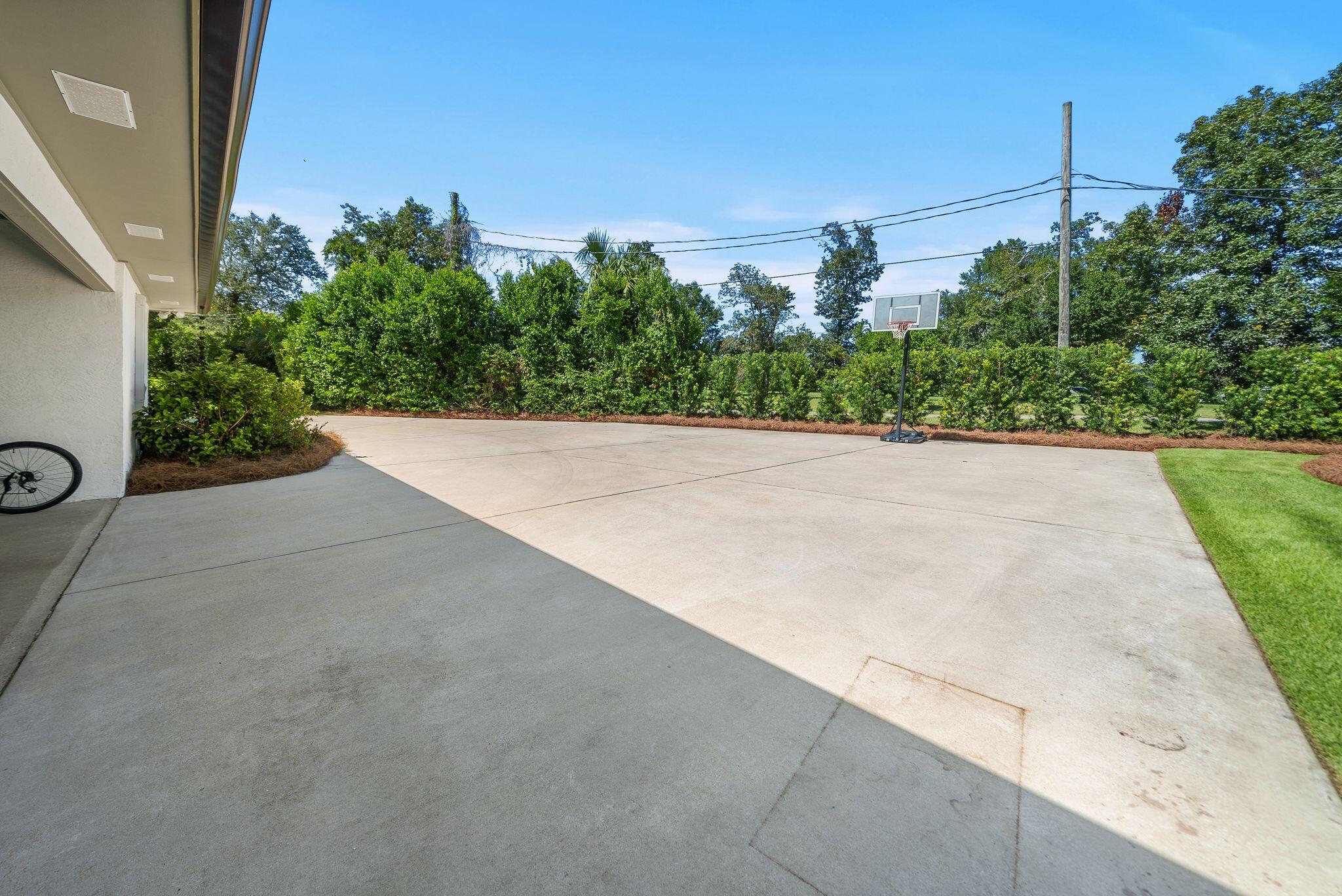 720 Bunkers Cove Road