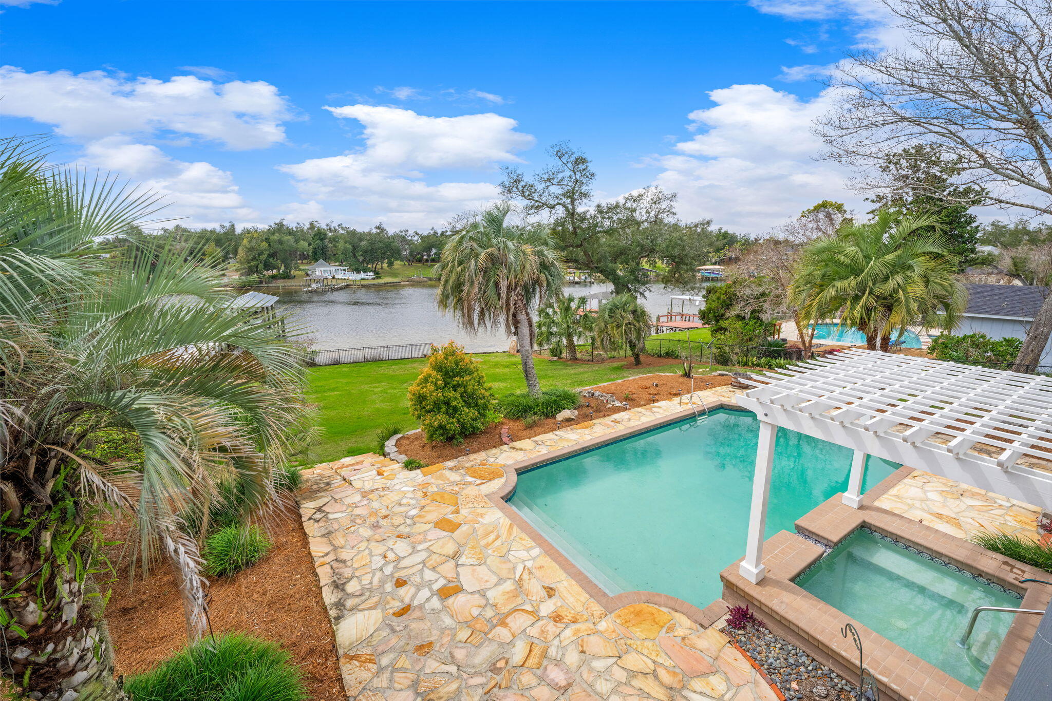 213 S Cove Terrace Drive