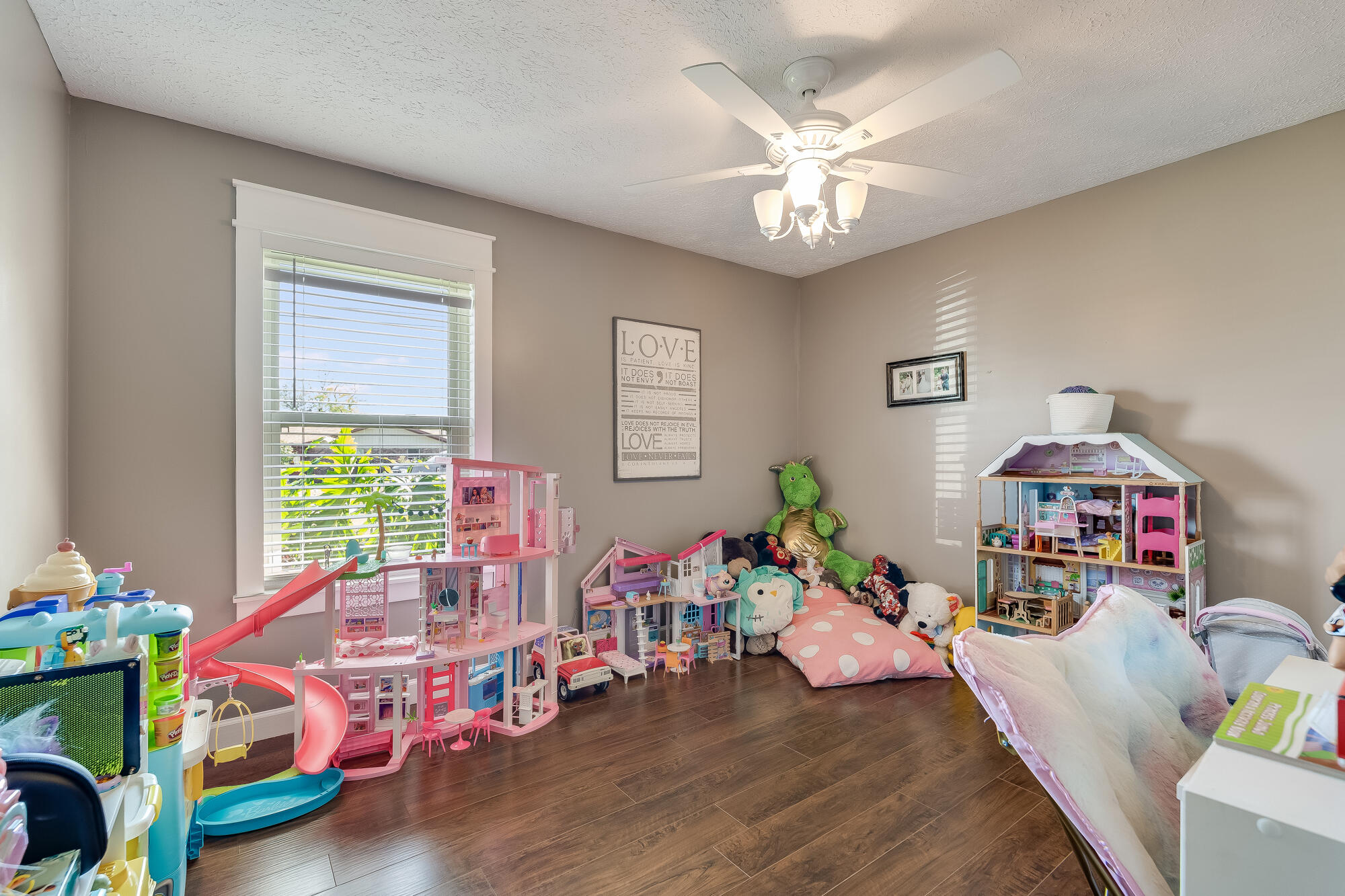 6009 Stephanie Drive
