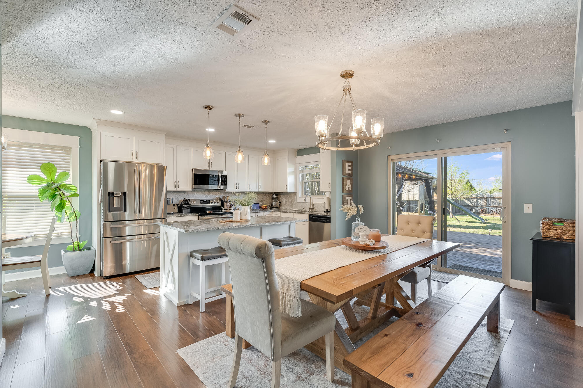 6009 Stephanie Drive