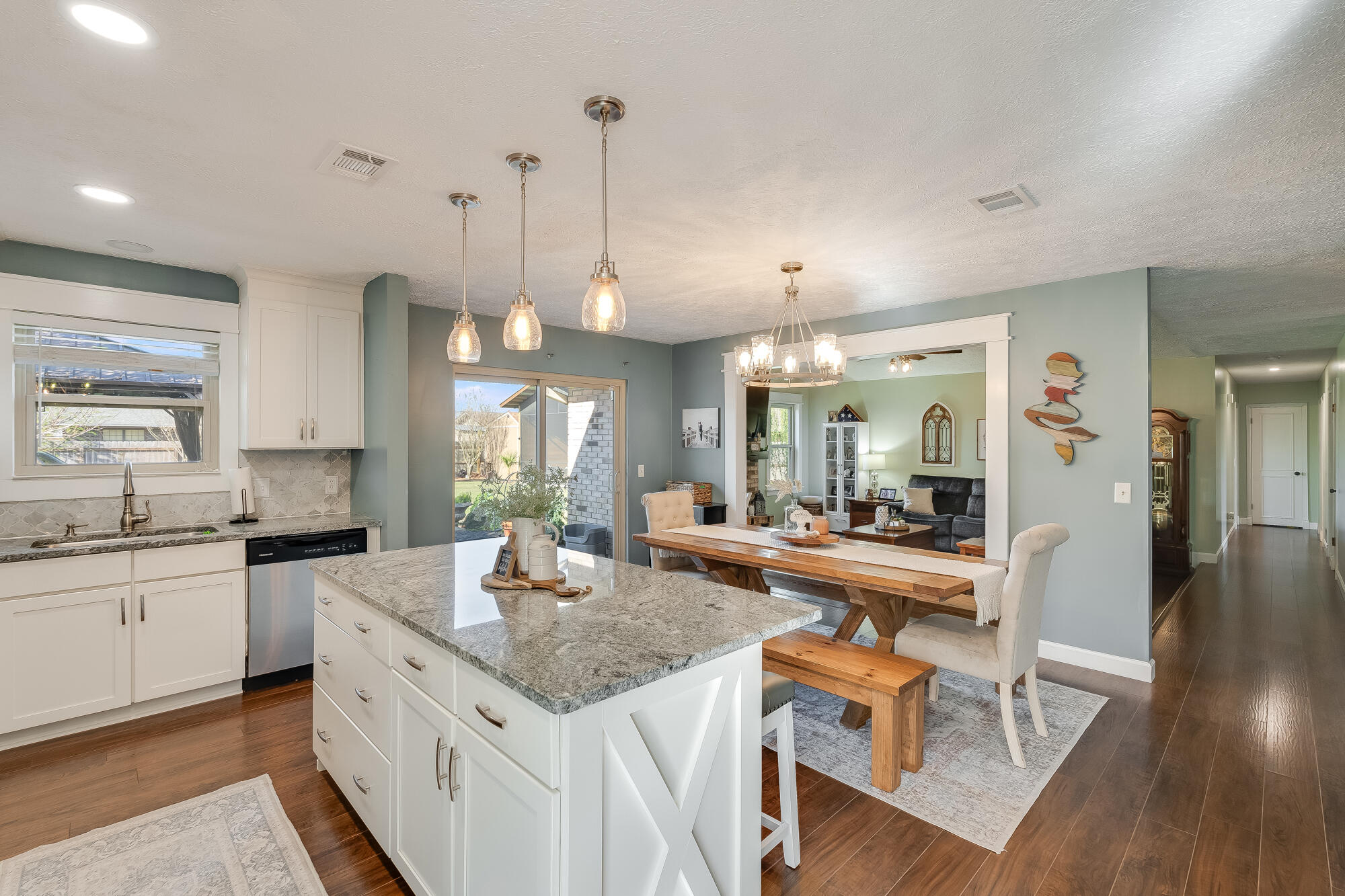 6009 Stephanie Drive