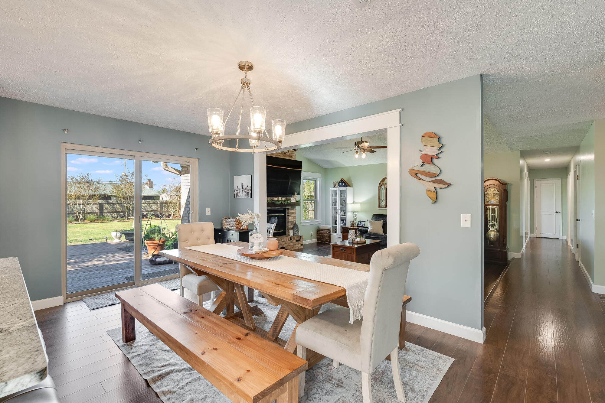 6009 Stephanie Drive