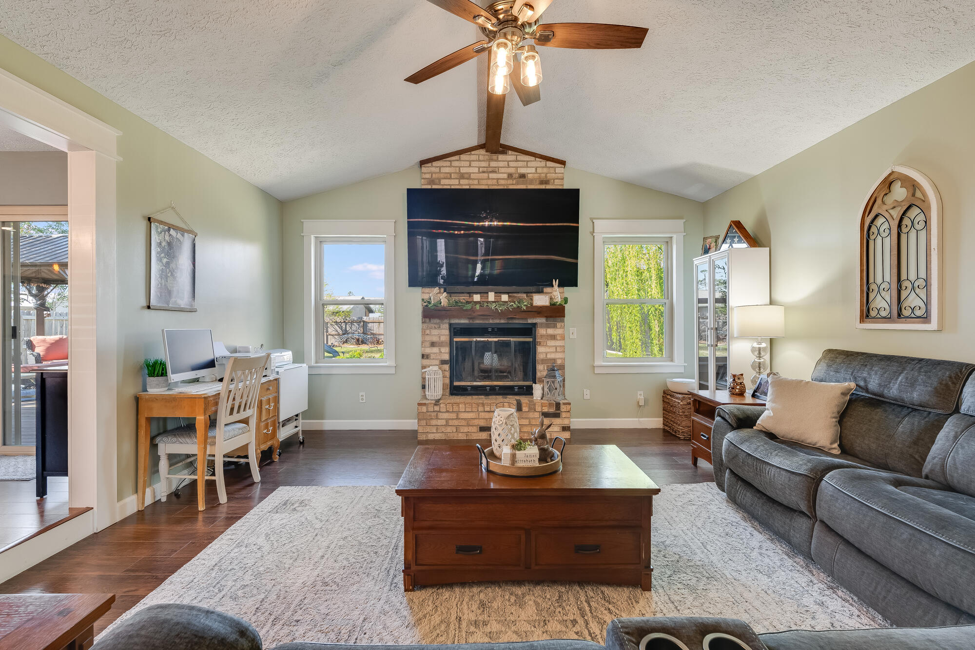 6009 Stephanie Drive
