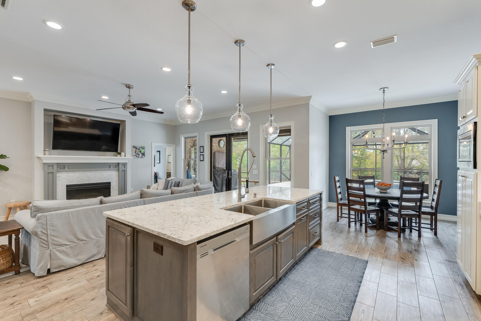 2301 Foxworth Drive
